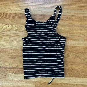 AMERICAN EAGLE CROP TOP WITH LACE UP BACK... SIZE SMALL